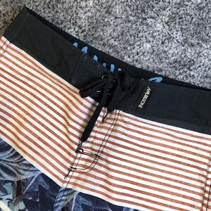 Maui And Sons Shorts Mens 30 Multicolor Striped Tropical Board Swim Beach Trunks